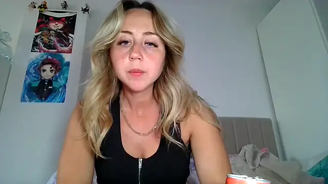 Ashtonrae4 online show from 16, 7, 2026
