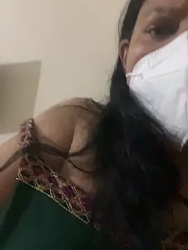 Snapshot of busty_lady_preeti chatting on 19, 7, 2026 busty lady preeti online show from 19, 7, 2026