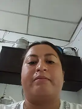 Snapshot of DianiVel chatting on 19, 7, 2026 DianiVel online show from 19, 7, 2026