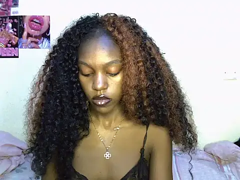 baddiecarrara online show from 22, 7, 2026