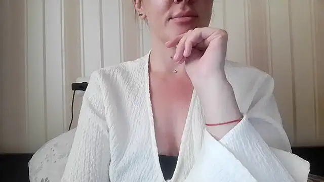 Snapshot of AbigailBlue chatting on 2, 8, 2026 AbigailBlue online show from 2, 8, 2026