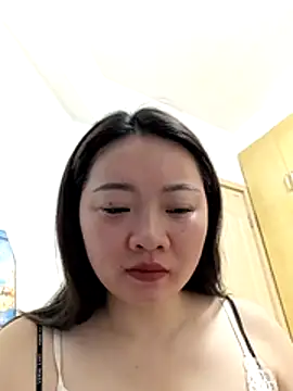 Snapshot of innnnn- chatting on 23, 7, 2026 innnnn- online show from 23, 7, 2026