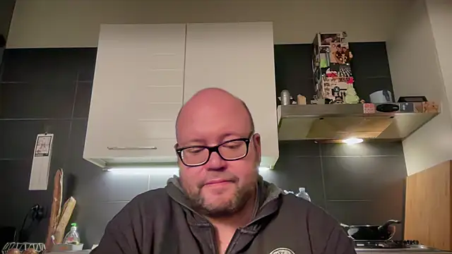 theitalianbear online show from 2, 1, 2025