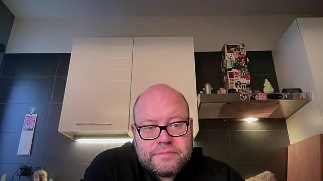 theitalianbear online show from 6, 4, 2026