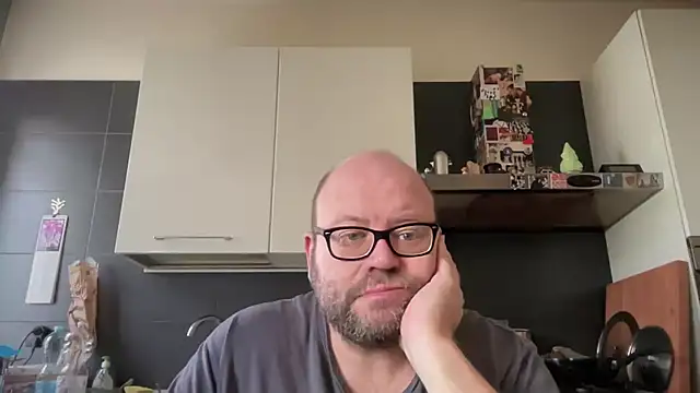 theitalianbear online show from 15, 4, 2026