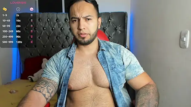 Snapshot of mrloganfuck1 chatting on 1, 8, 2026 mrloganfuck1 online show from 1, 8, 2026