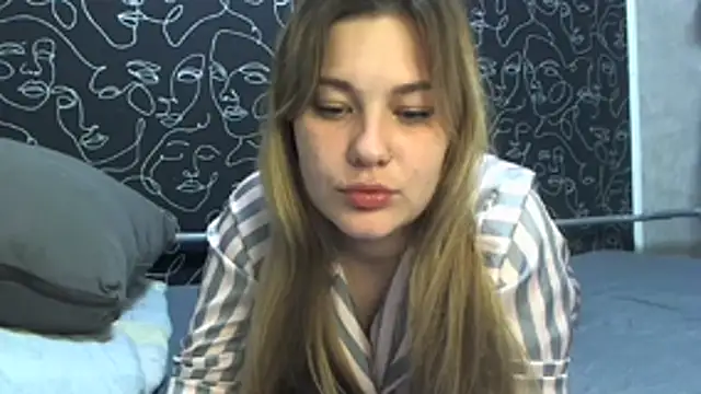 Snapshot of AliseXwex chatting on 3, 8, 2026 AliseXwex online show from 3, 8, 2026