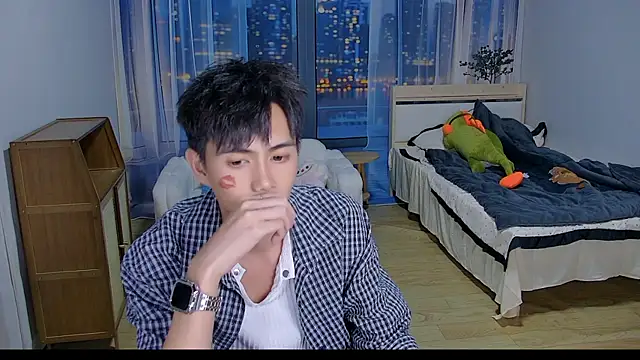 Snapshot of xiaoyang-FF chatting on 31, 7, 2026 xiaoyang-FF online show from 31, 7, 2026