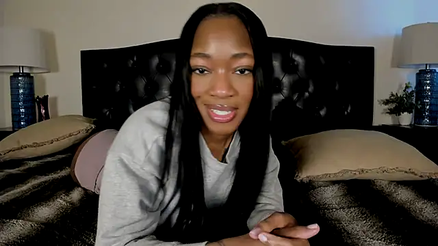 nicolesolace online show from 13, 2, 2026