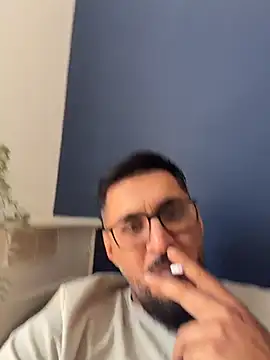 Snapshot of flupu1 chatting on 8, 8, 2026 flupu1 online show from 8, 8, 2026