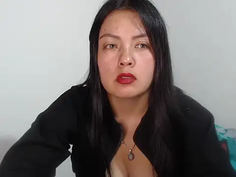 Snapshot of _Sweeteyes chatting on 5, 8, 2026 Sweeteyes online show from 5, 8, 2026