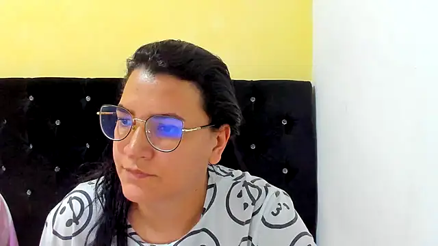 MARILYN GARCIA online show from 3, 1, 2025