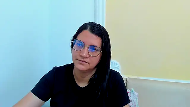 MARILYN GARCIA online show from 3, 3, 2025