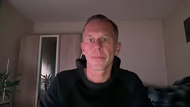 slaveboy2016xh online show from 2, 12, 2024