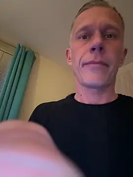 slaveboy2016xh online show from 27, 2, 2025