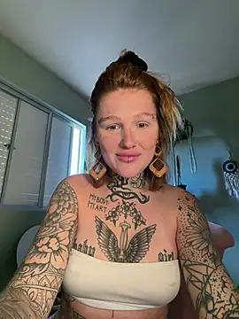 Snapshot of luawildolff chatting on 7, 8, 2026 luawildolff online show from 7, 8, 2026