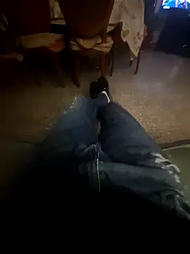 Snapshot of gianlux128bis chatting on 21, 2, 2025 gianlux128bis online show from 21, 2, 2025