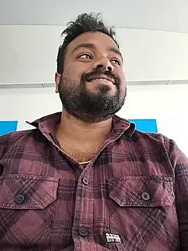 Snapshot of mikki1355 chatting on 1, 3, 2026 mikki1355 online show from 1, 3, 2026