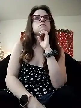 Snapshot of JessaBella chatting on 5, 12, 2024 JessaBella online show from 5, 12, 2024