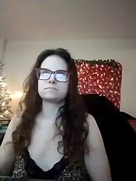 Snapshot of JessaBella chatting on 10, 12, 2024 JessaBella online show from 10, 12, 2024