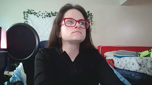 Snapshot of JessaBella chatting on 3, 2, 2025 JessaBella online show from 3, 2, 2025