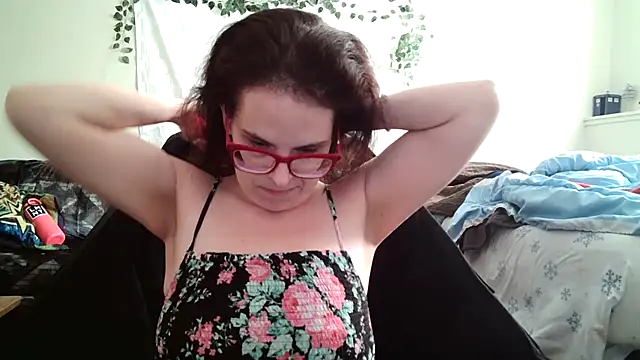 Snapshot of JessaBella chatting on 9, 10, 2025 JessaBella online show from 9, 10, 2025