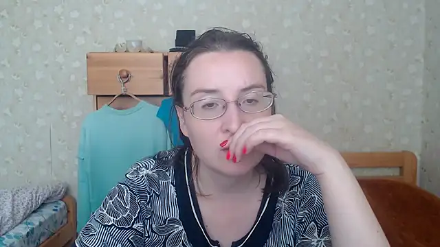 Smart Rose online show from 4, 3, 2025