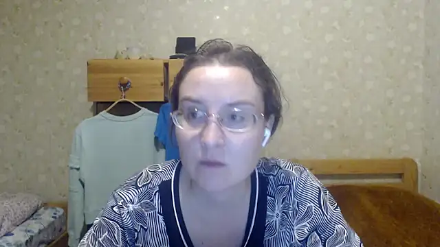 Smart Rose online show from 4, 3, 2025