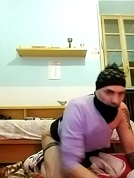 Snapshot of Elodie76 chatting on 5, 12, 2024 Elodie76 online show from 5, 12, 2024
