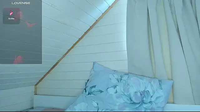 I AM MILF online show from 27, 1, 2025