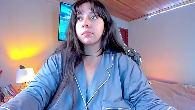 coraline latin online show from 25, 1, 2025