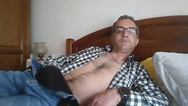CarlosRocha73 online show from 14, 4, 2026