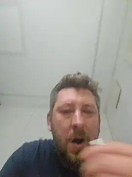 Snapshot of ktmtom247 chatting on 13, 10, 2025 ktmtom247 online show from 13, 10, 2025