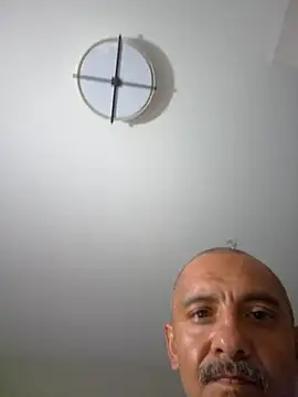 letmesatifyu online show from 25, 7, 2026
