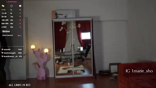 LAUREL HAZEL online show from 4, 2, 2026