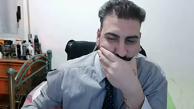 Snapshot of Italian_dark_desire chatting on 1, 2, 2026 Italian dark desire online show from 1, 2, 2026