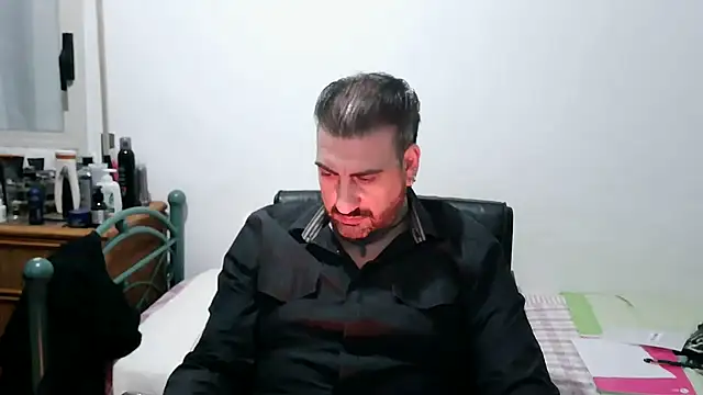 Snapshot of Italian_dark_desire chatting on 8, 2, 2026 Italian dark desire online show from 8, 2, 2026