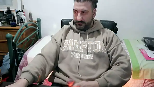 Snapshot of Italian_dark_desire chatting on 16, 2, 2026 Italian dark desire online show from 16, 2, 2026