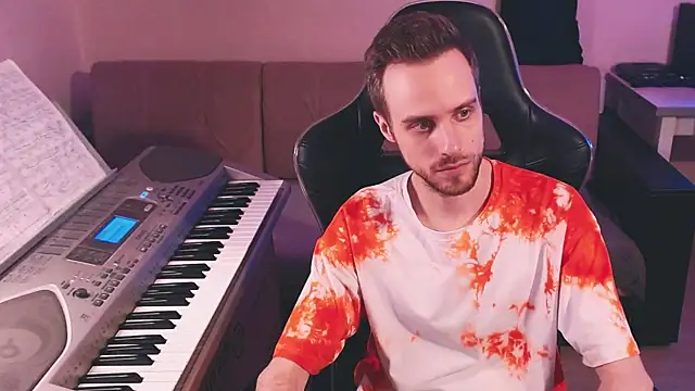 Sweetparker online show from 8, 9, 2025