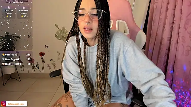 Fallengangel online show from 30, 1, 2025