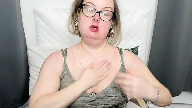 dirtyBonnie online show from 16, 3, 2026