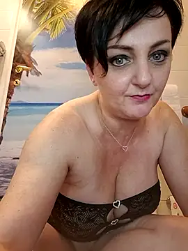 lucillabollente online show from 21, 11, 2025