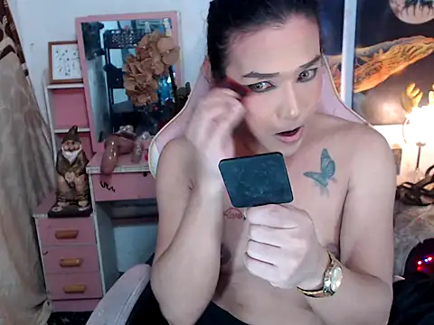 Snapshot of AsianMariaTs chatting on 5, 11, 2025 AsianMariaTs online show from 5, 11, 2025