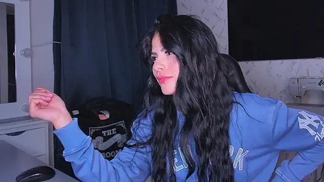 Lisegg  online show from 8, 1, 2025