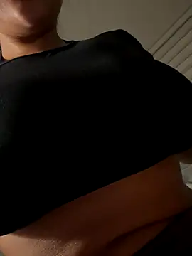 adrianalobo online show from 12, 10, 2025