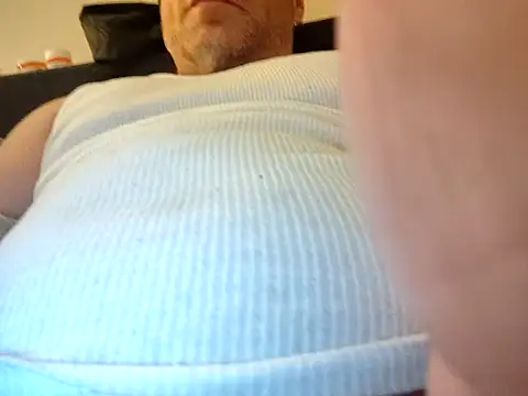 Snapshot of lilpervt chatting on 4, 11, 2025 lilpervt online show from 4, 11, 2025