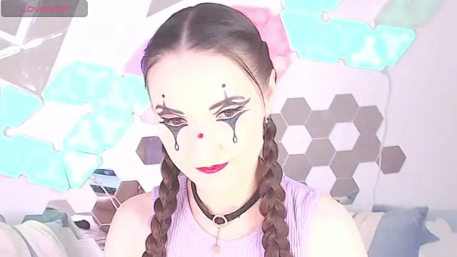 LexiKiss online show from 10, 1, 2025