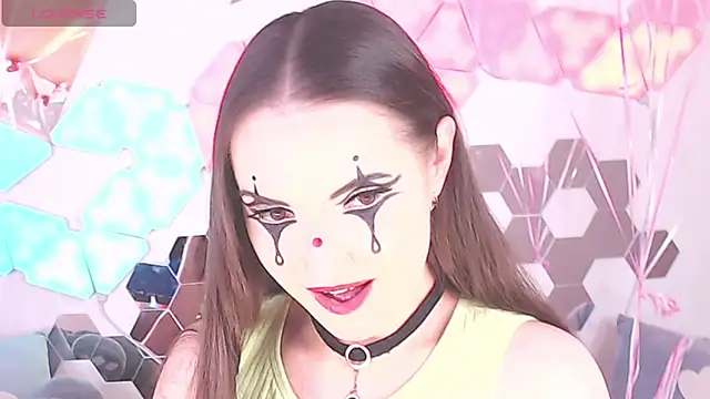 LexiKiss online show from 11, 1, 2025