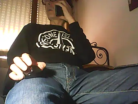 Snapshot of Moro_ra chatting on 10, 5, 2026 Moro ra online show from 10, 5, 2026