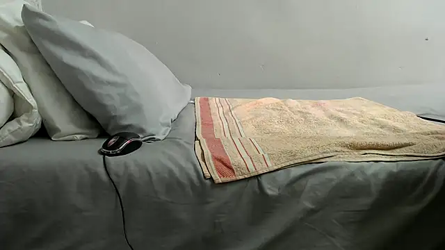 xTwerkingMistressx online show from 4, 11, 2025